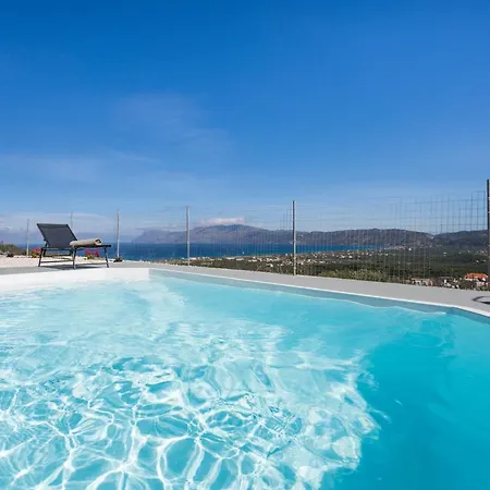 Villa Cleronomia, Private Pool, Seaview, Kaloudhianá